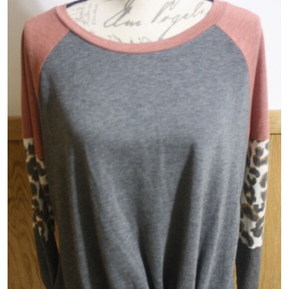 Maurices Tie Knot Front Leopard Print Sleeves Pullover LS Top Multi-color Blouse - Picture 2 of 9